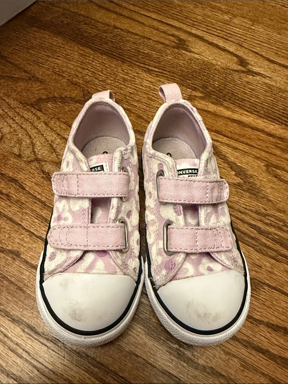 Converse Kids Pink Leopard Velcro Sneakers